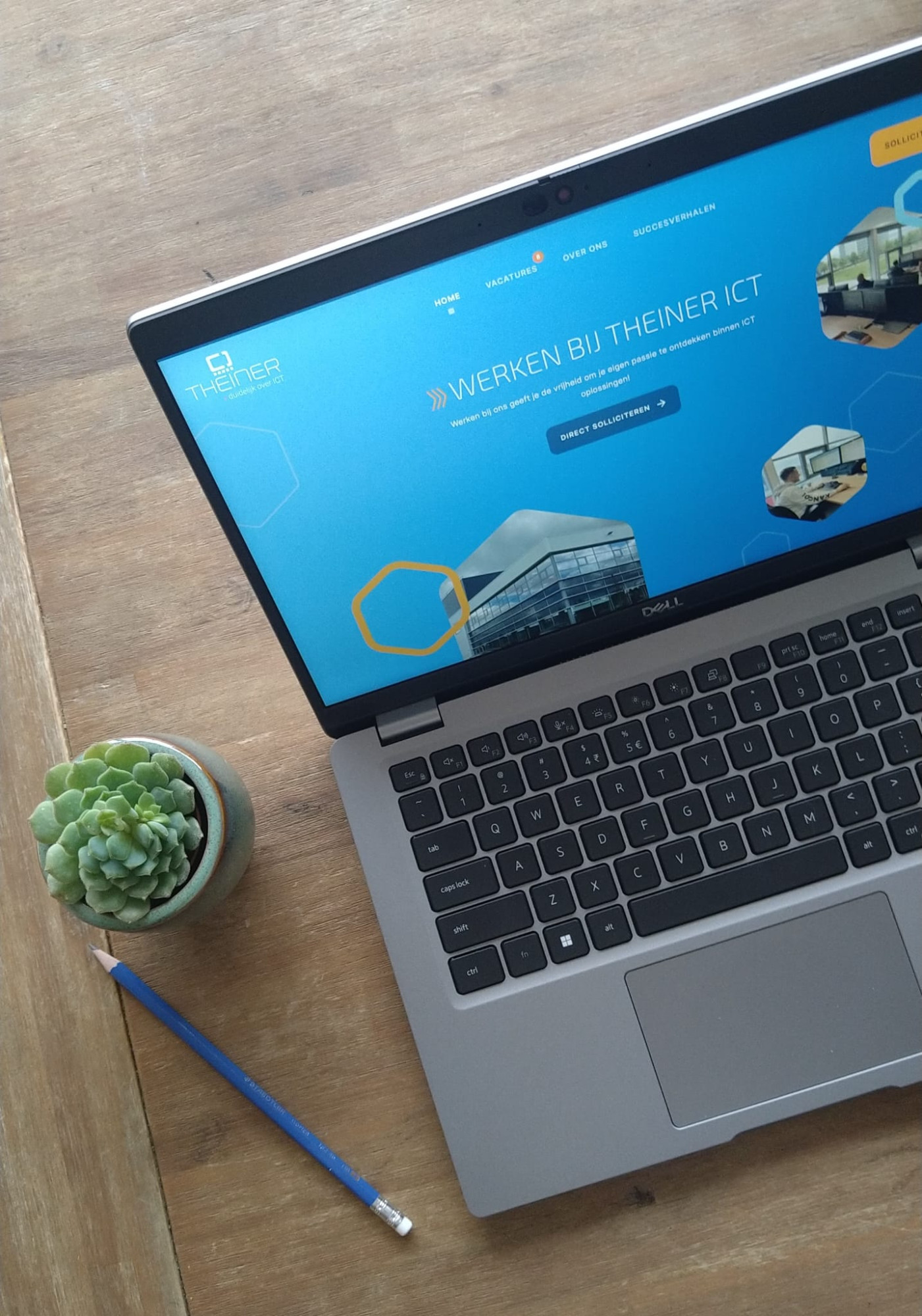 Laptop met website van Theiner ICT